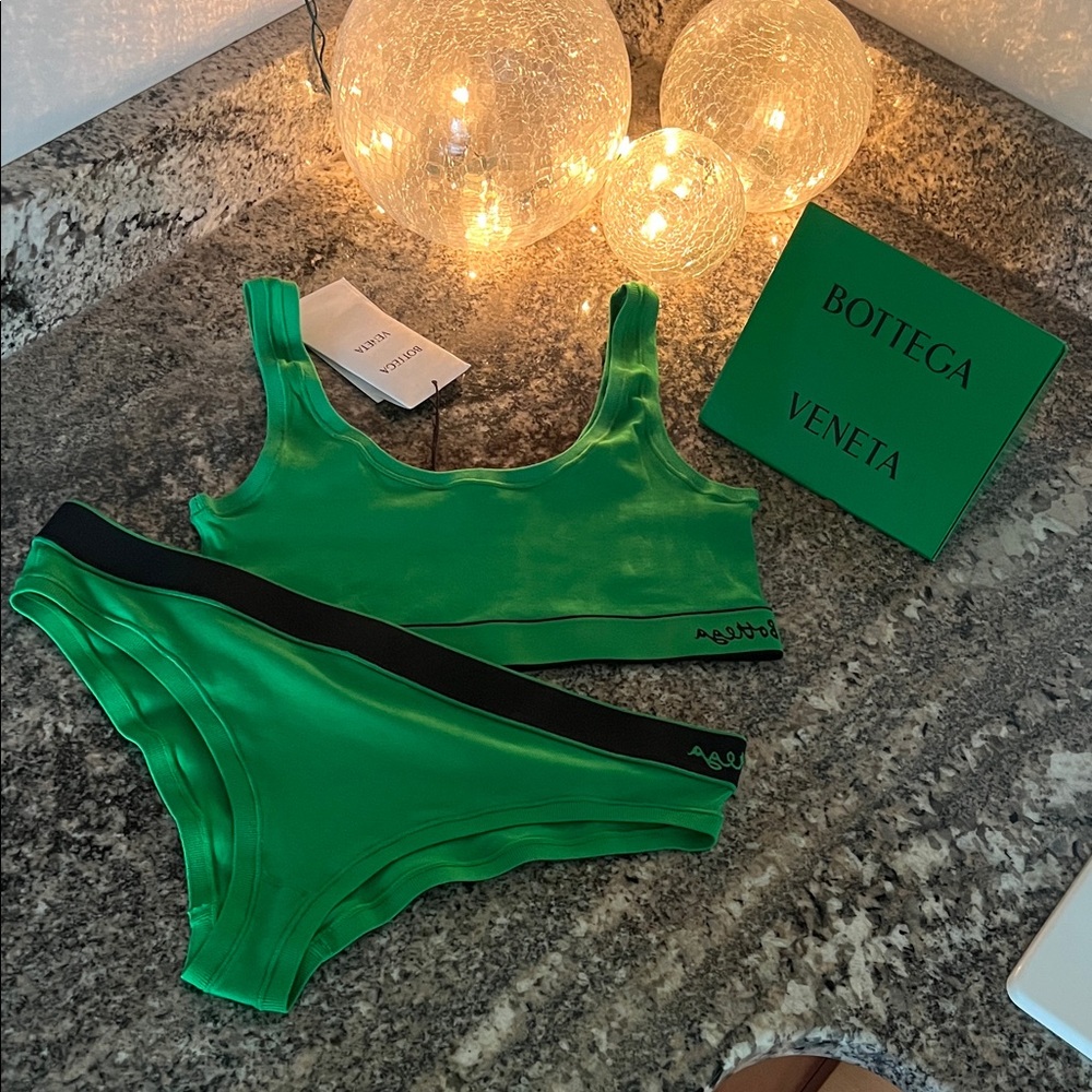 Bottega Veneta Vibrant Green Panties Set